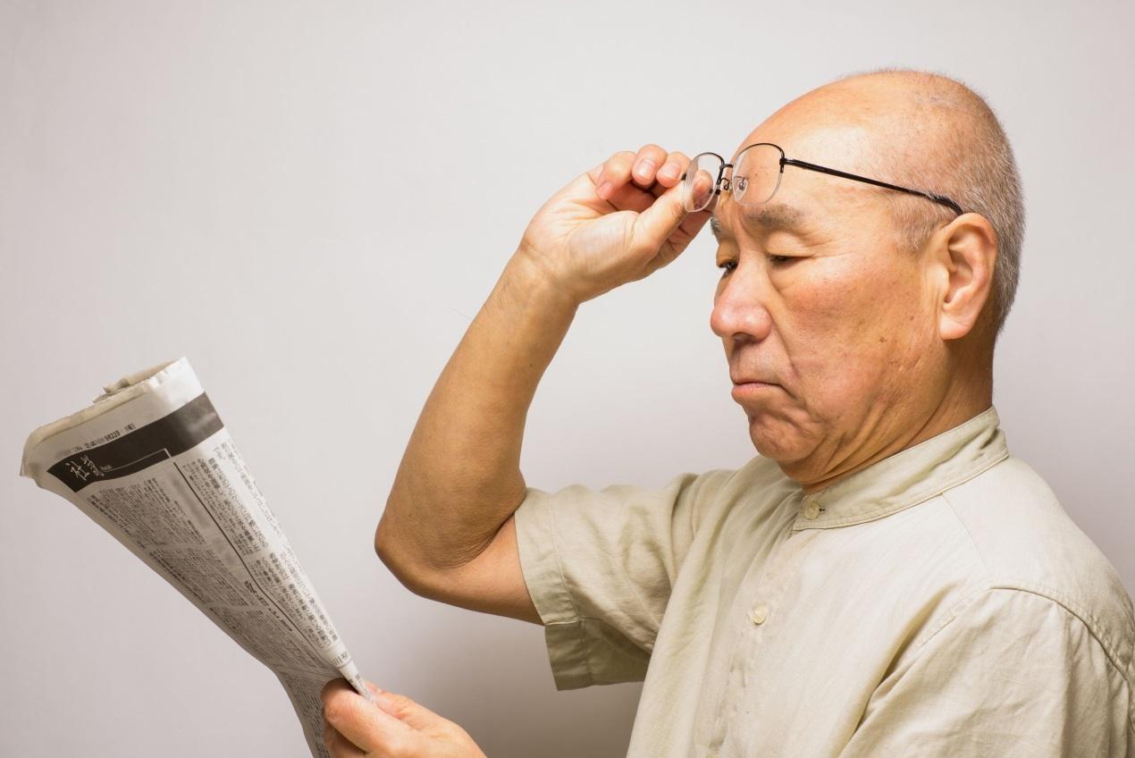 老花眼盯上80后！當老花遇上中年危機，你還敢忽視嗎？